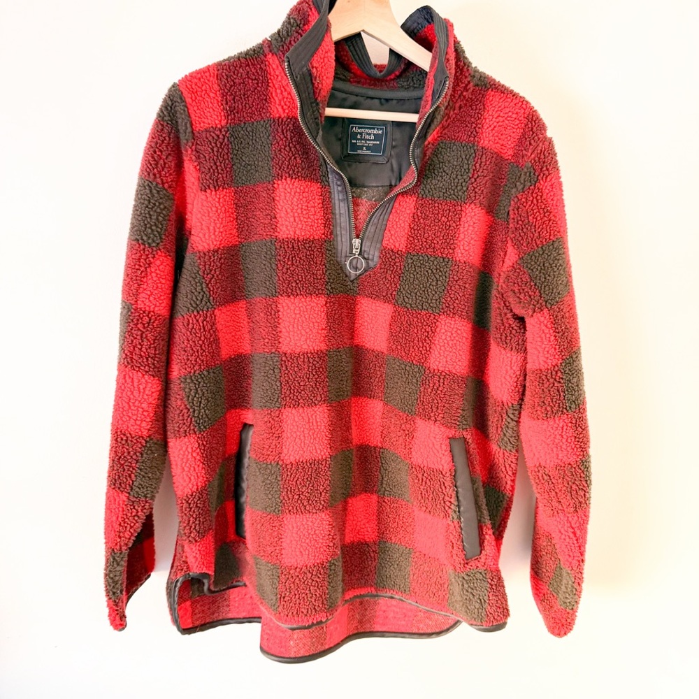 ⭐️ Abercrombie & Fitch Red and Black Buffalo Plaid Zip-Up Pull Over